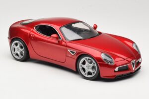 Alfa Romeo 8C Competizione レッド Bburago 1:18 18-11021 メタル - 画像 6/8
