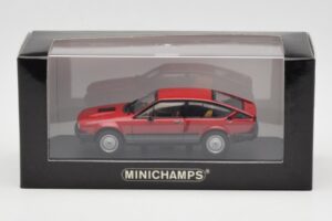 Alfa Romeo Alfetta GTV6 レッド Minichamps 1:43 400120140 メタル - 画像 4/4