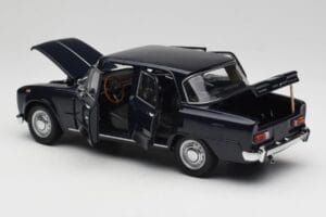 Alfa Romeo Giulia 1300 ブルー Minichamps 1:18 180120905 メタル - 画像 5/8
