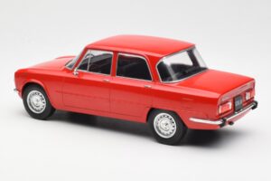 Alfa Romeo Giulia Nuova Super レッド MCG 1:18 MCG18145 メタル - 画像 5/6