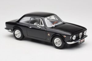 Alfa Romeo Giulia Sprint GTA ブラック Road Signature 1:18 92348 メタル - 画像 6/8