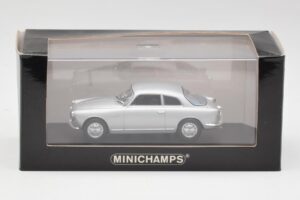 Alfa Romeo Giulietta Sprint シルバー Minichamps 1:43 400120400 メタル - 画像 4/4