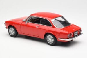 Alfa Romeo GT 1300 Junior LHD レッド AUTOart 1:18 70131 メタル - 画像 7/8