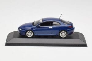 Alfa Romeo GT Dark Blue Metallic Minichamps 1:43 400120326 メタル