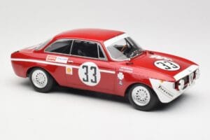 Alfa Romeo GTA 1300 Junior #33 T. Hezemans / G. van Lennep Division 1 Winners 4 Hours of Jarama 1972 Minichamps 1:18 15572123 - 画像 4/6