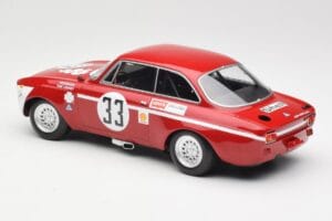 Alfa Romeo GTA 1300 Junior #33 T. Hezemans / G. van Lennep Division 1 Winners 4 Hours of Jarama 1972 Minichamps 1:18 15572123 - 画像 5/6