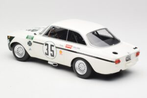 Alfa Romeo GTA 1300 Junior #35 C. Colzani / Pooky / G. Venturi 4 Hours of Jarama 1972 Minichamps 1:18 155721235 メタル - 画像 5/6