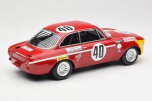 Alfa Romeo GTA 1300 Junior #40 F. Picchi / J-C. Chasseuil Division 1 Winners 12 Hours of Paul Ricard 1971 Minichamps 1:18 155 - 画像 2/6