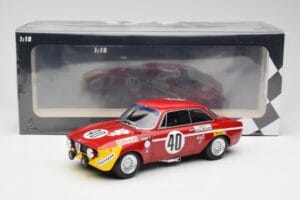 Alfa Romeo GTA 1300 Junior #40 F. Picchi / J-C. Chasseuil Division 1 Winners 12 Hours of Paul Ricard 1971 Minichamps 1:18 155 - 画像 6/6