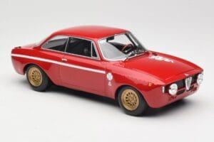 Alfa Romeo GTA 1300 Junior レッド Minichamps 1:18 155120020 メタル - 画像 4/6