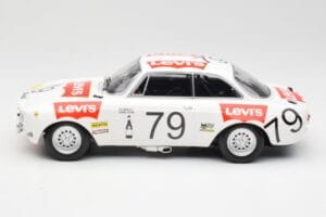 Alfa Romeo GTA 1300 #79 H. Rubens / C. Van Ryn 24 Hours of Spa 1971 Minichamps 1:18 155711279 メタル - 画像 3/6