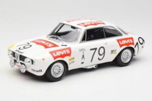 Alfa Romeo GTA 1300 #79 H. Rubens / C. Van Ryn 24 Hours of Spa 1971 Minichamps 1:18 155711279 メタル