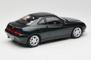 Alfa Romeo GTV 916 Coventry Green Metallic Norev 1:18 187842 メタル - 画像 2/6