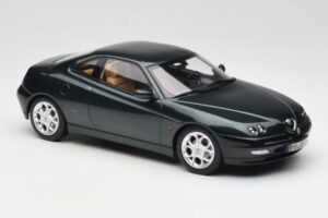 Alfa Romeo GTV 916 Coventry Green Metallic Norev 1:18 187842 メタル - 画像 4/6