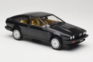 Alfa Romeo GTV6 2.5 ブラック Laudoracing-Models 1:18 LM110C メタル - 画像 4/6