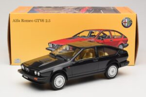 Alfa Romeo GTV6 2.5 ブラック Laudoracing-Models 1:18 LM110C メタル - 画像 6/6