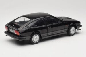 Alfa Romeo GTV6 ブラック Solido 1:18 S1802302 メタル - 画像 3/8