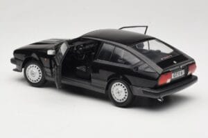Alfa Romeo GTV6 ブラック Solido 1:18 S1802302 メタル - 画像 5/8