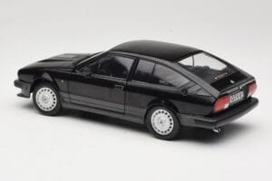 Alfa Romeo GTV6 ブラック Solido 1:18 S1802302 メタル - 画像 7/8