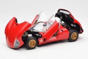 Alfa Romeo 33 Stradale レッド AUTOart 1:18 70191 メタル - 画像 2/8