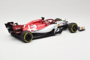 Alfa Romeo Racing C38 #7 K. Raikkonen F1 2019 Minichamps 1:18 110190007 メタル - 画像 2/6