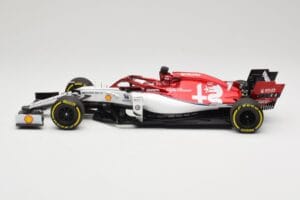 Alfa Romeo Racing C38 #7 K. Raikkonen F1 2019 Minichamps 1:18 110190007 メタル - 画像 3/6