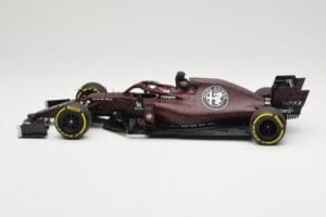 Alfa Romeo Racing C38 #7 K. Raikkonen Valentine's Day Livery Shakedown Fiorano 14th February 2019 Minichamps 1:18 110199907 メ - 画像 3/6