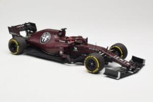 Alfa Romeo Racing C38 #7 K. Raikkonen Valentine's Day Livery Shakedown Fiorano 14th February 2019 Minichamps 1:18 110199907 メ - 画像 4/6