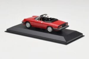 Alfa Romeo Spider 2000 アルファ レッド Minichamps 1:43 436120760 メタル - 画像 3/4