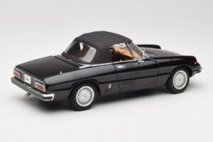 Alfa Romeo Spider 916 Veloce ブラック Ricko 1:18 32107 メタル - 画像 3/8