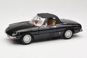 Alfa Romeo Spider 916 Veloce ブラック Ricko 1:18 32107 メタル