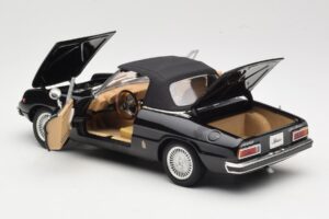 Alfa Romeo Spider 916 Veloce ブラック Ricko 1:18 32107 メタル - 画像 5/8