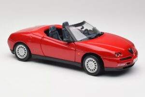 Alfa Romeo Spider 916 アルファレッド Maisto 1:18 50278 メタル - 画像 6/8