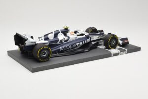 AlphaTauri AT03 #22 Y. Tsunoda Bahrain GP 2022 Minichamps 1:18 117220122 メタル - 画像 3/6