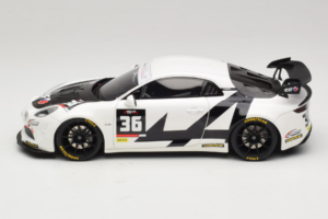 Alpine A110 GT4+ #36 J. Pla / J. Gilbert / J-M. Leandri Ultimate GT Endurance Cup 2024 Otto 1:18 OT1201 レジン - 画像 3/6