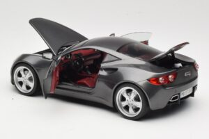 Artega GT Grey Metallic Revell 1:18 09024 メタル - 画像 5/8