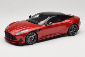 Aston Martin DB12 Hyper Red GT Spirit 1:18 GT936 レジン