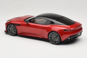 Aston Martin DB12 Hyper Red GT Spirit 1:18 GT936 レジン - 画像 5/6