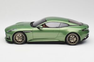 Aston Martin DB12 グリーン GT Spirit 1:18 GT466 レジン - 画像 3/5
