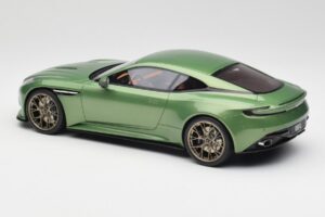 Aston Martin DB12 グリーン GT Spirit 1:18 GT466 レジン - 画像 4/5