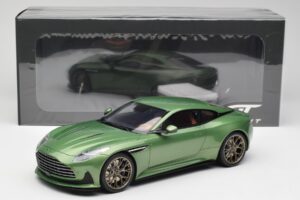 Aston Martin DB12 グリーン GT Spirit 1:18 GT466 レジン - 画像 5/5