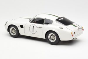 Aston Martin DB4 GT Zagato #1 24 Hours of Le Mans 1961 CMC 1:18 M-139 メタル - 画像 5/6