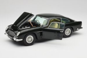 Aston Martin DB5 California セージ Chrono 1:18 H1001 メタル - 画像 2/8