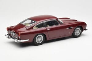 Aston Martin DB5 Dubonnet レッド AUTOart 1:18 70213 メタル - 画像 3/8
