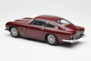 Aston Martin DB5 Dubonnet レッド AUTOart 1:18 70213 メタル - 画像 7/8