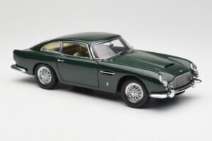Aston Martin DB5 RHD グリーン AUTOart 1:18 70024 メタル - 画像 6/8
