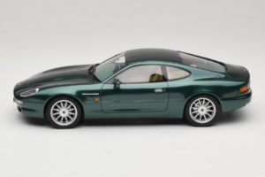 Aston Martin DB7 Buckinghamshire Green Cult Models 1:18 CML187-1 レジン - 画像 3/6