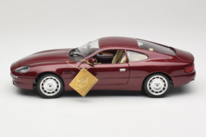 Aston Martin DB7 レッド Guiloy 1:18 67550 メタル - 画像 4/8
