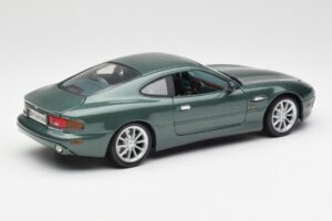 Aston Martin DB7 Vantage グリーン Maisto 1:18 36880 メタル - 画像 3/8