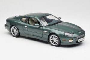 Aston Martin DB7 Vantage グリーン Maisto 1:18 36880 メタル - 画像 6/8